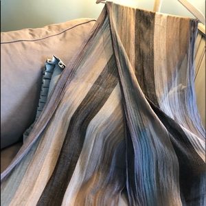 Halogen ...... scarf/shawl